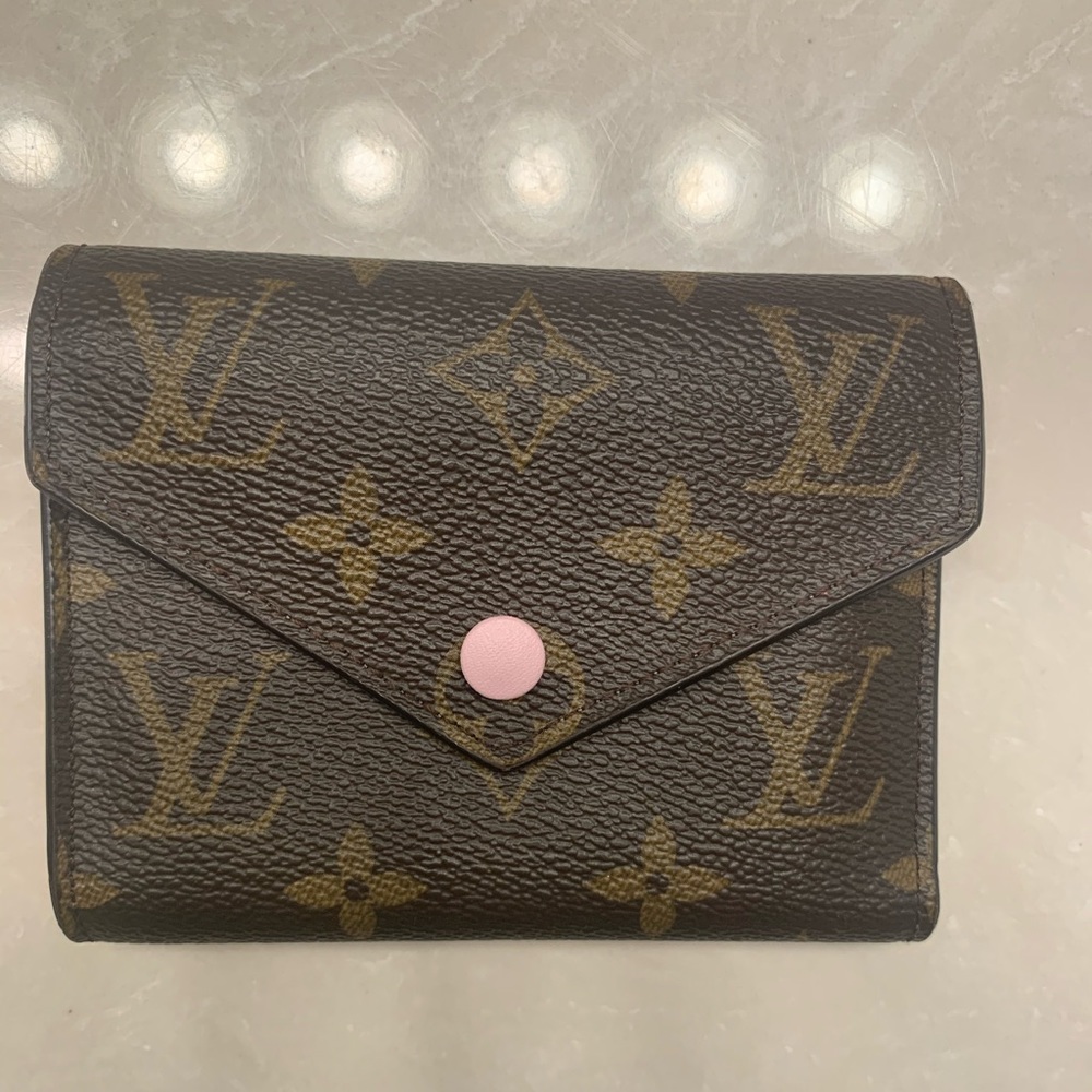 Louis Vuitton Victorine Wallet